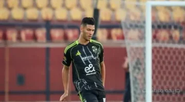 خارج الحسابات.. الأهلي يحسم مصير أشرف داري ويعرضه للبيع محليًا وخليجيًا 1